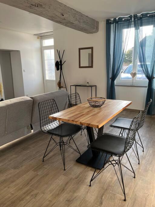 Appartement Centre De Guécélard 外观 照片