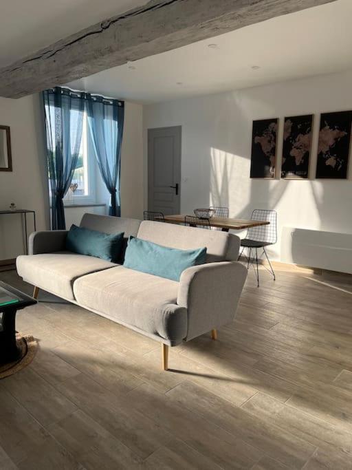 Appartement Centre De Guécélard 外观 照片
